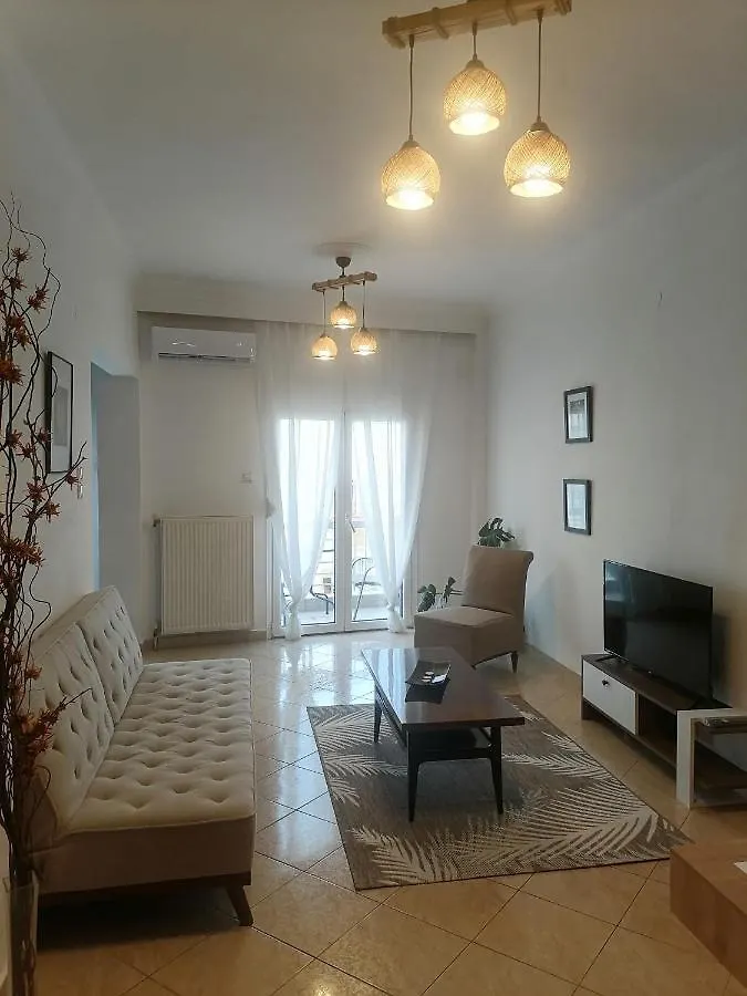 Four Reasons Apts Ampelokipi Tessalónica Apartamento
