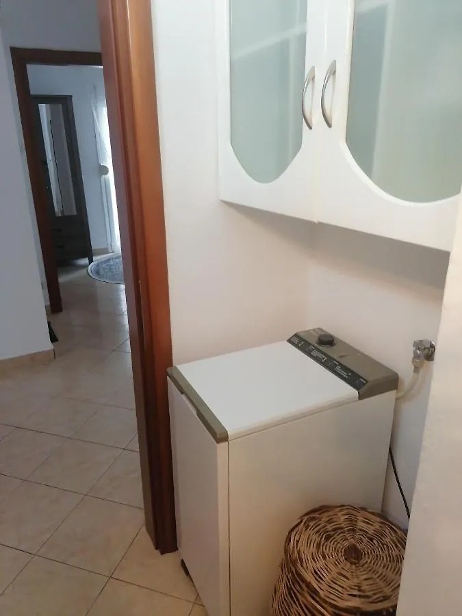 Four Reasons Apts Ampelokipi Thessaloniki 0*,  Greece