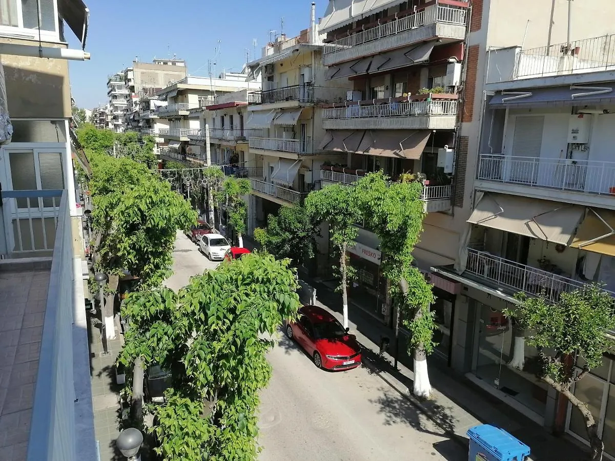 Four Reasons Apts Ampelokipi Tessalónica